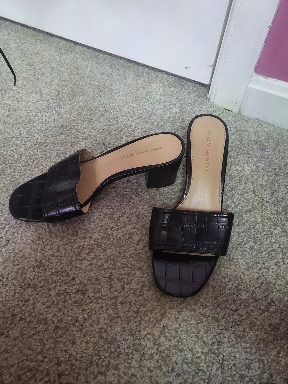 Who What Wear Black Croc-Embossed Slide Mules
